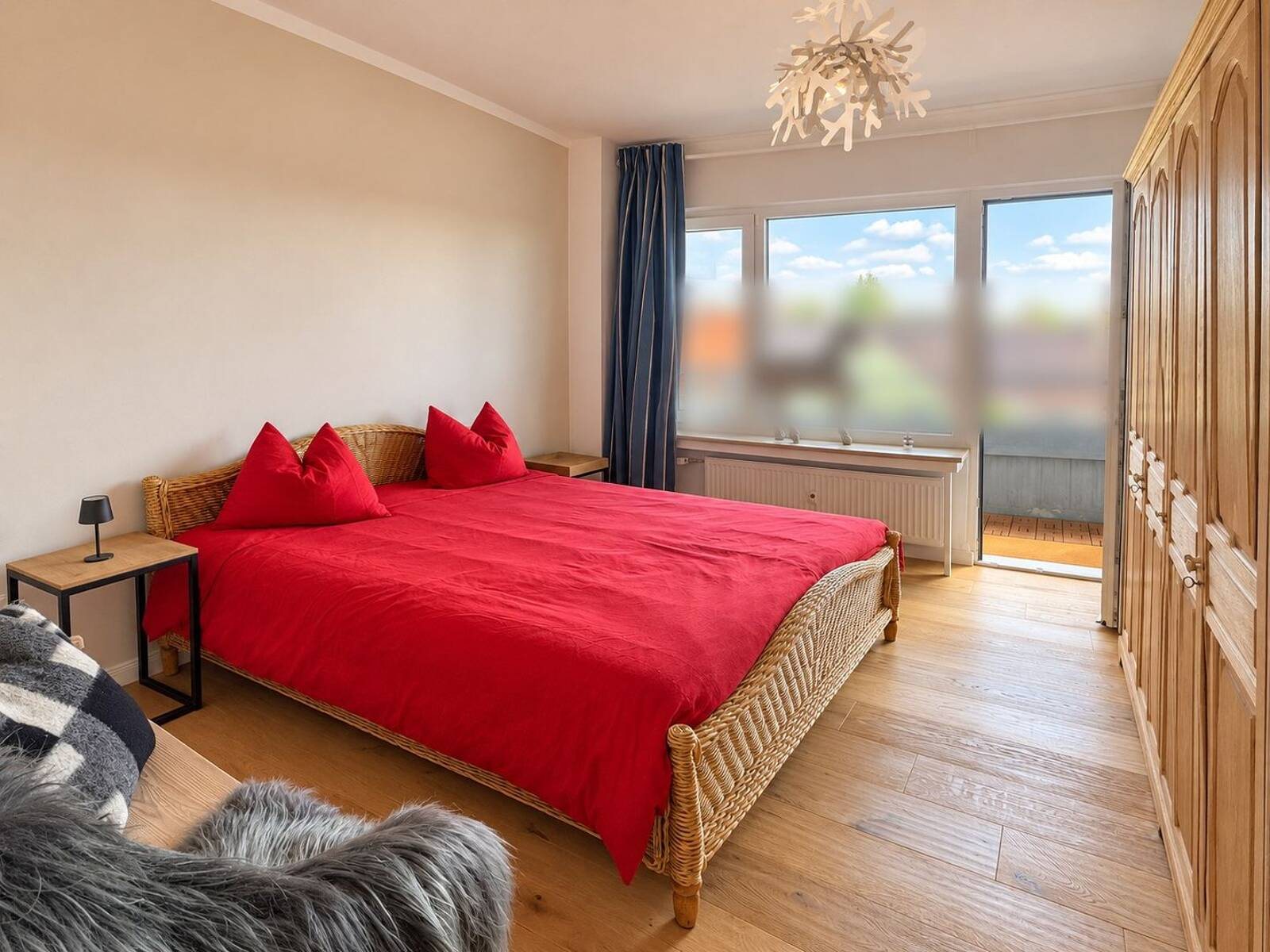 Traumland mit Zugang zum Balkon